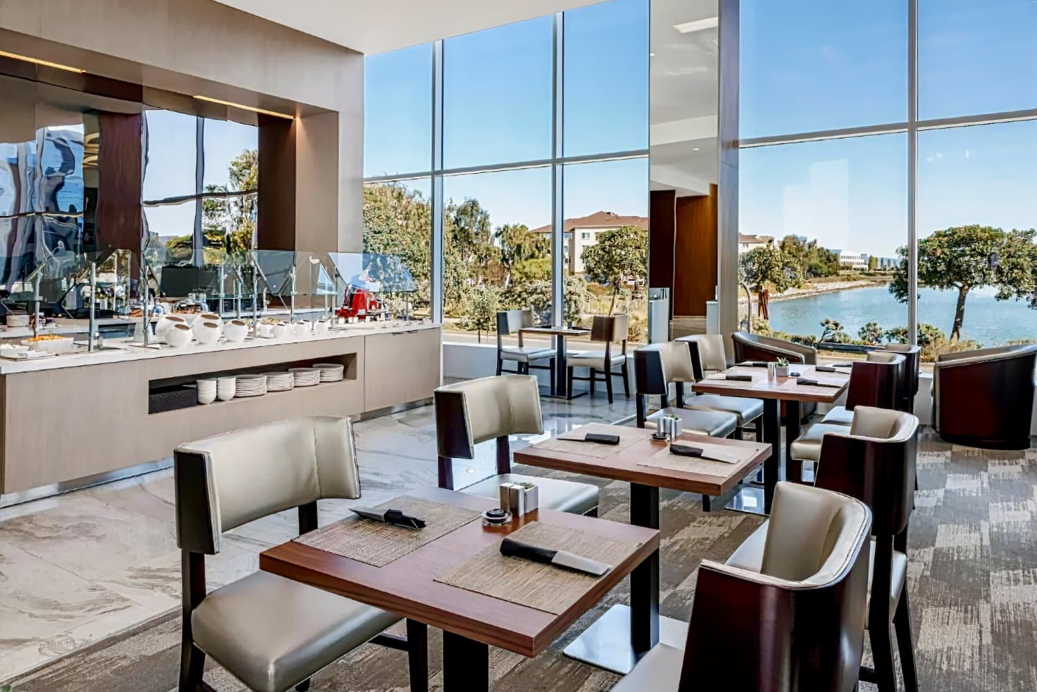 AC Hotel by Marriott San Francisco Airport/Oyster Point Waterfront