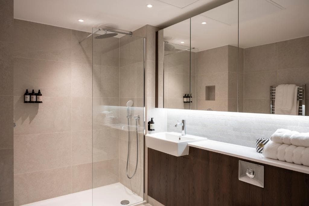 Cove Landmark Pinnacle