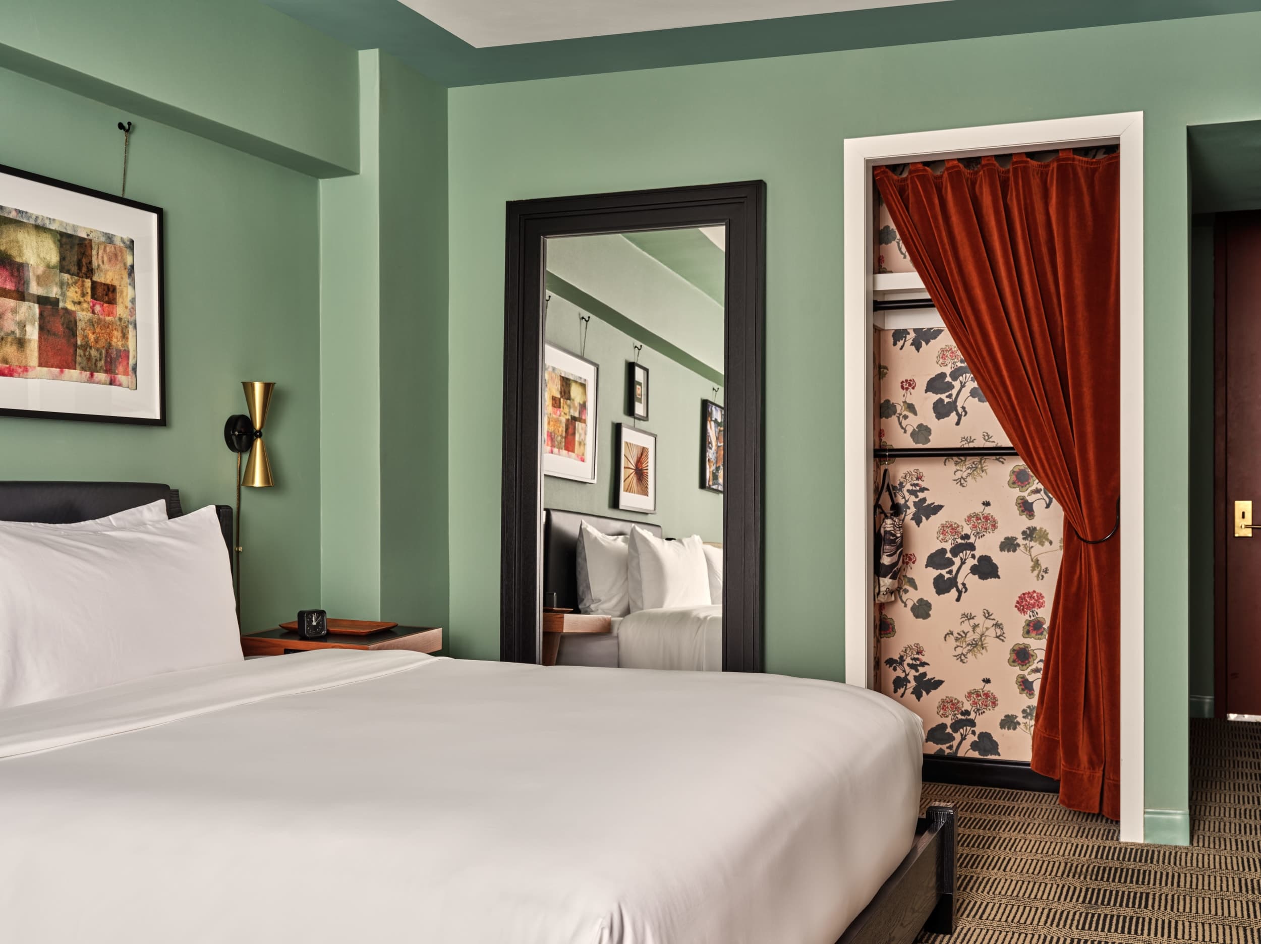 Romer Hell's Kitchen