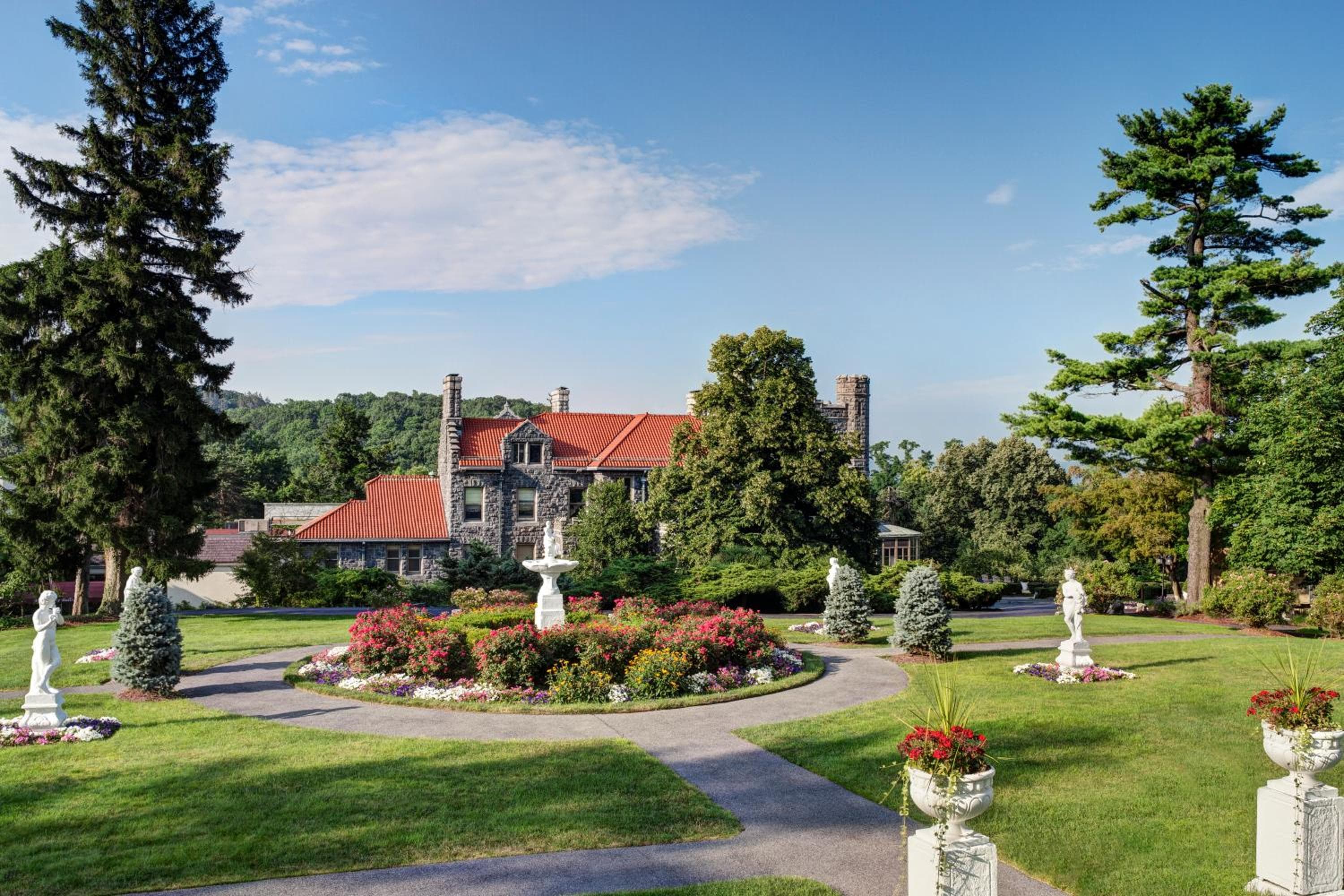 Tarrytown House Estate