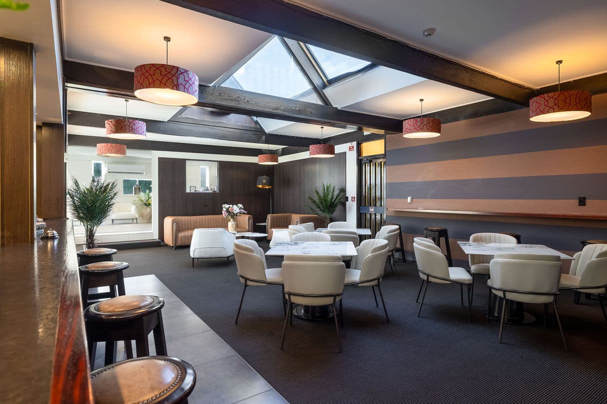 Grand Riccarton Hotel