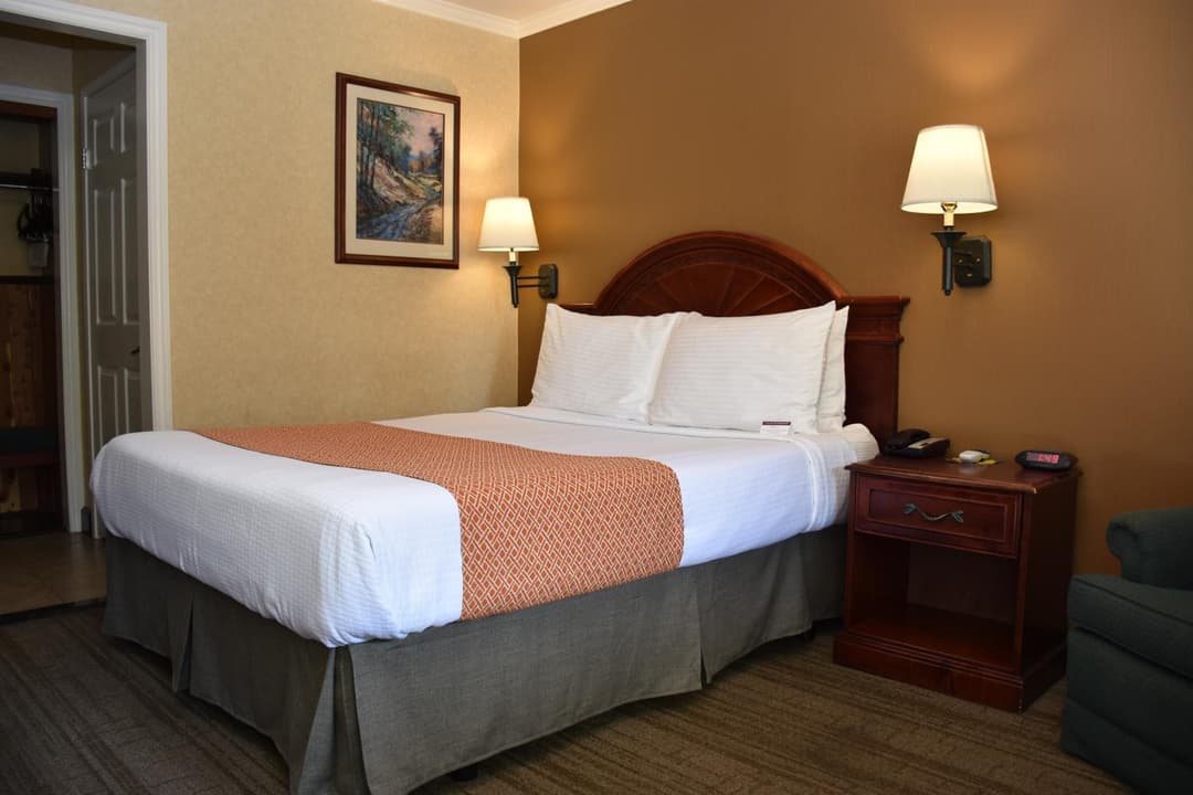 Dynasty Suites Redlands