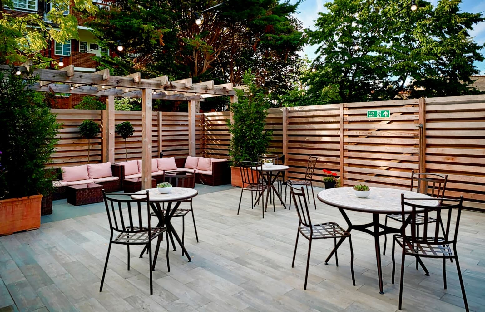 The Lodge Hotel - Putney