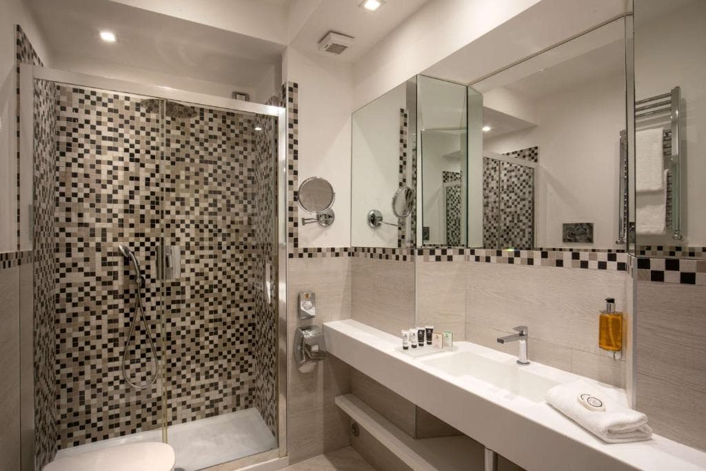 Hotel Diana Roof Garden