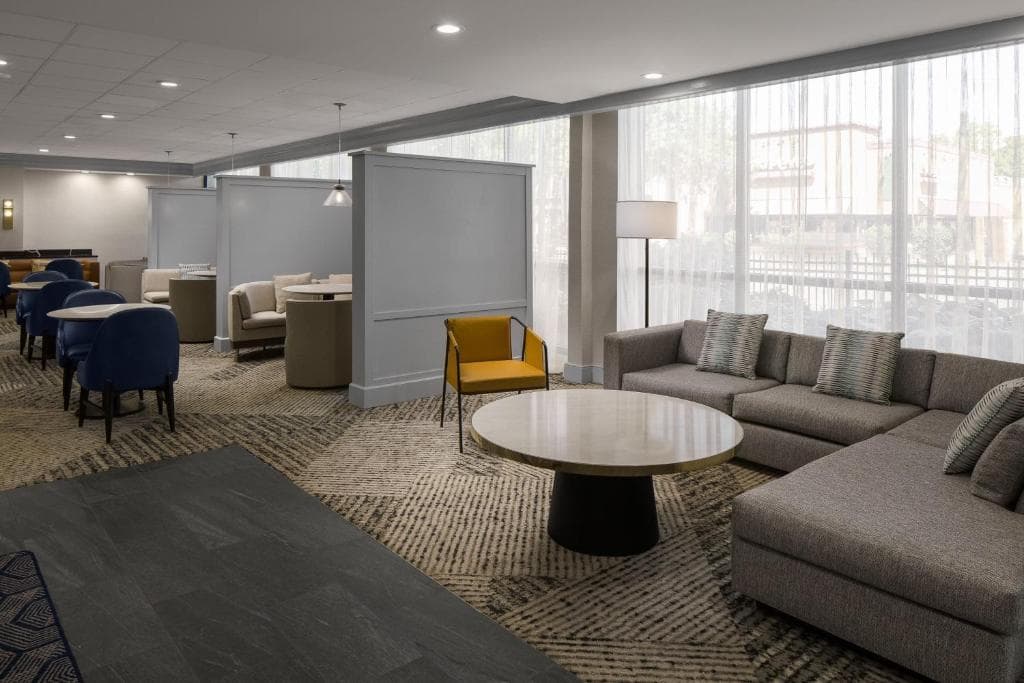 Courtyard New Haven at Yale