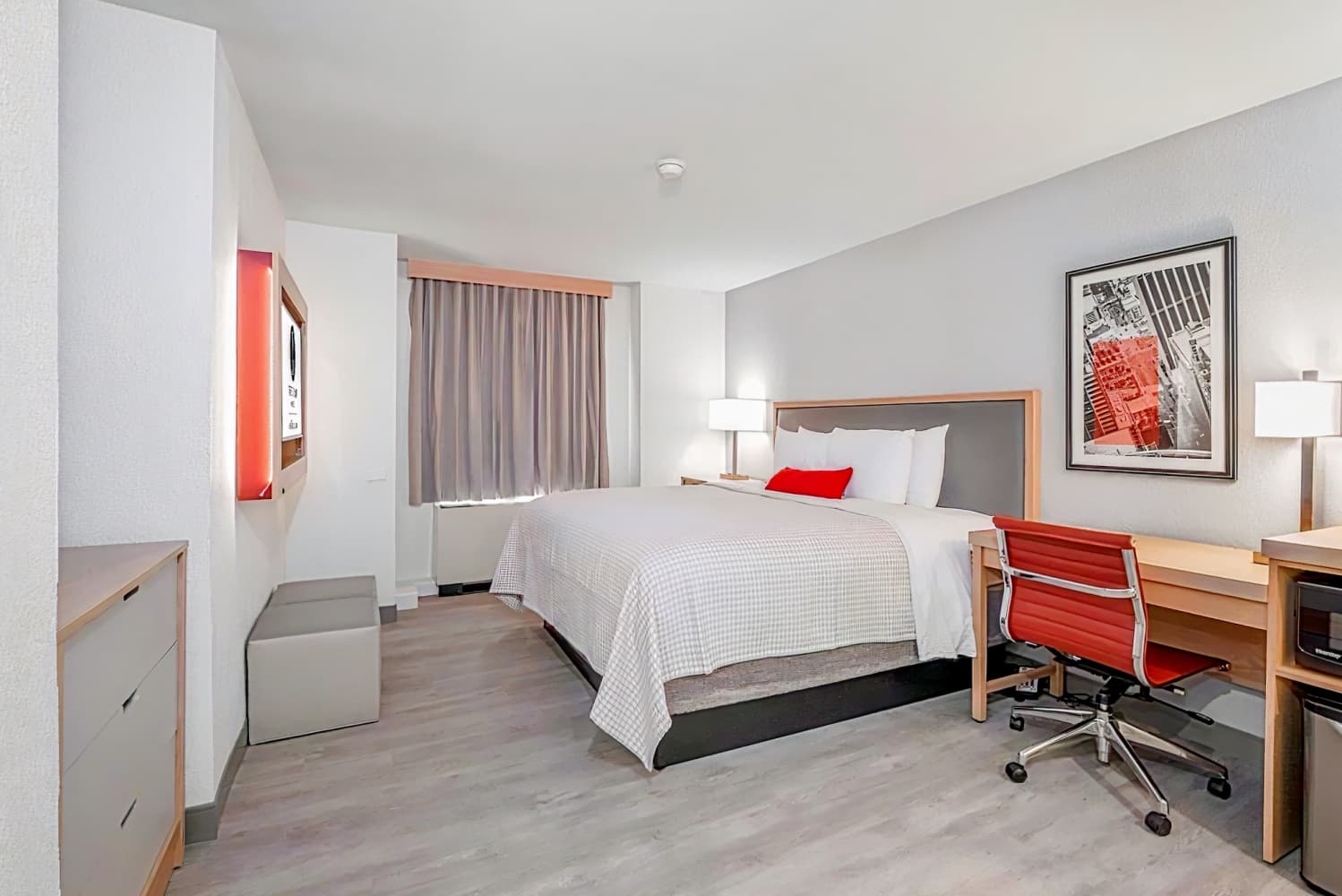 The St. Clair Hotel Magnificent Mile