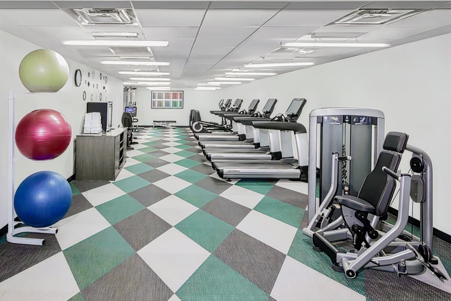 Element New York Times Square West