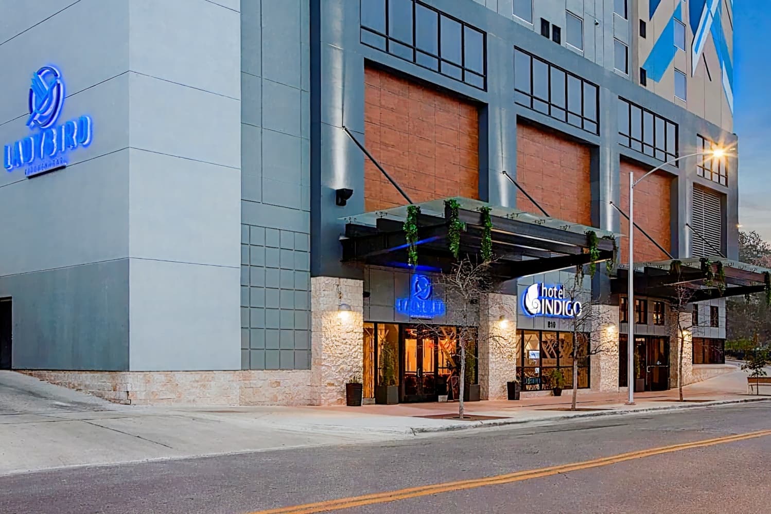 Hotel Indigo Austin Downtown - University