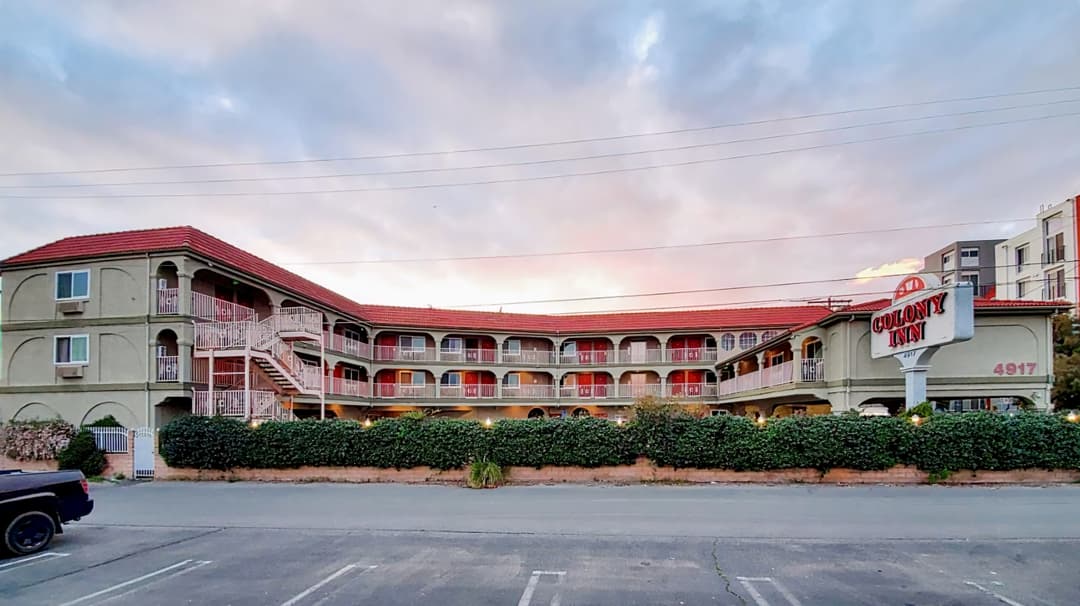 Colony Inn North Hollywood