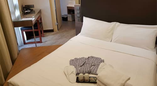 Aqueen Hotel Kitchener