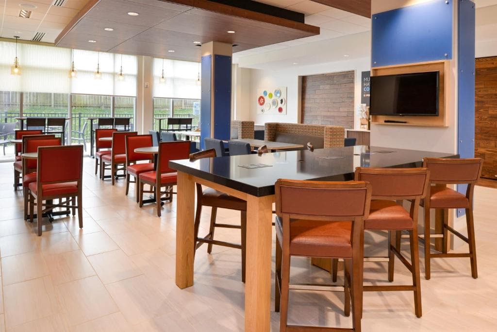 Holiday Inn Express & Suites Ottumwa