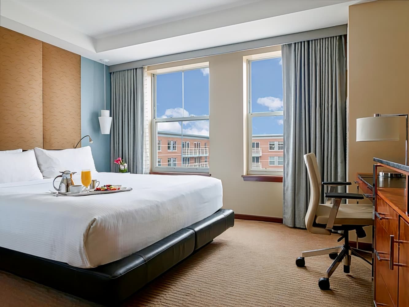 Battery Wharf Hotel, Boston Waterfront