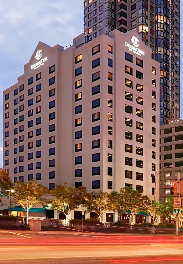 DoubleTree by Hilton Hotel & Suites Jersey City