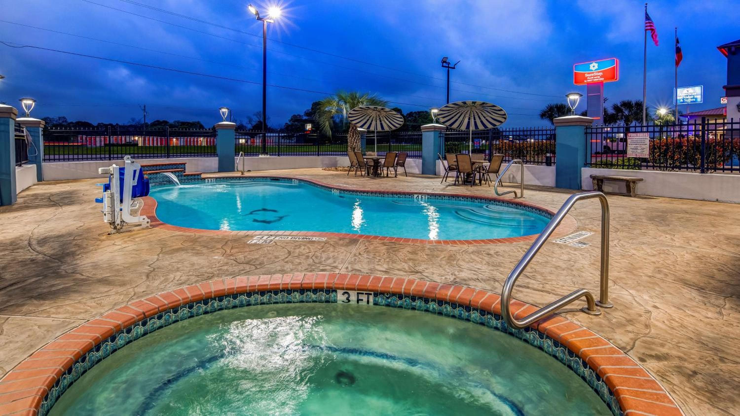 SureStay Plus Hotel by Best Western Alvin