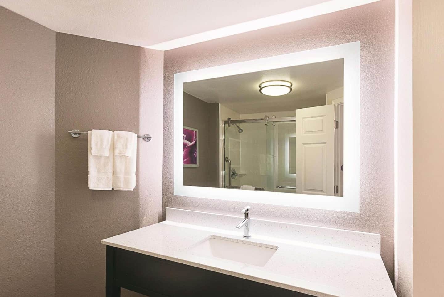 La Quinta Inn & Suites by Wyndham Atlanta Alpharetta