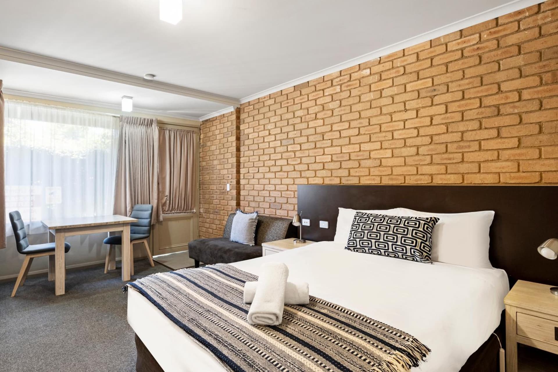 National Hotel Complex Bendigo