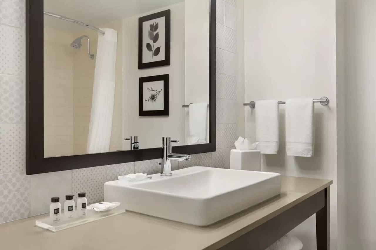 Country Inn & Suites by Radisson, Bloomington at Mall of America, MN