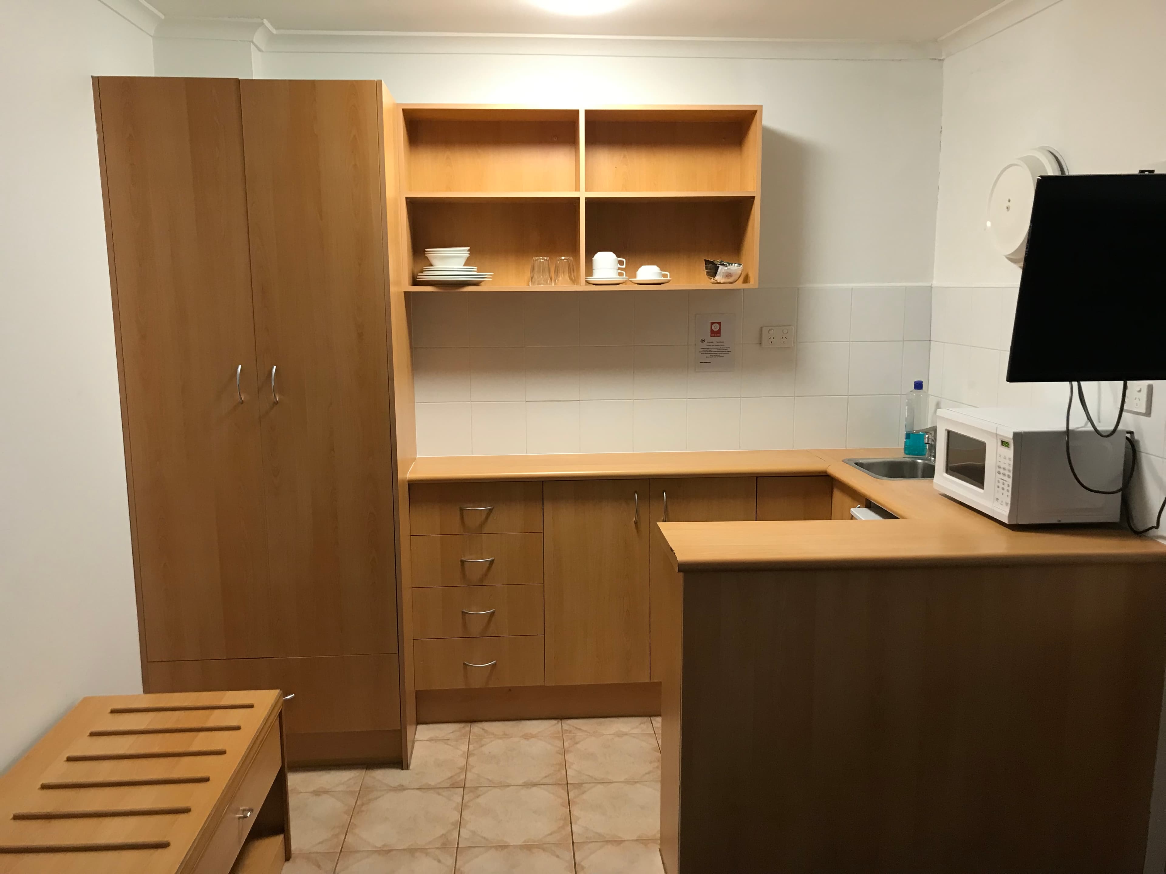 Edgecliff Lodge Motel