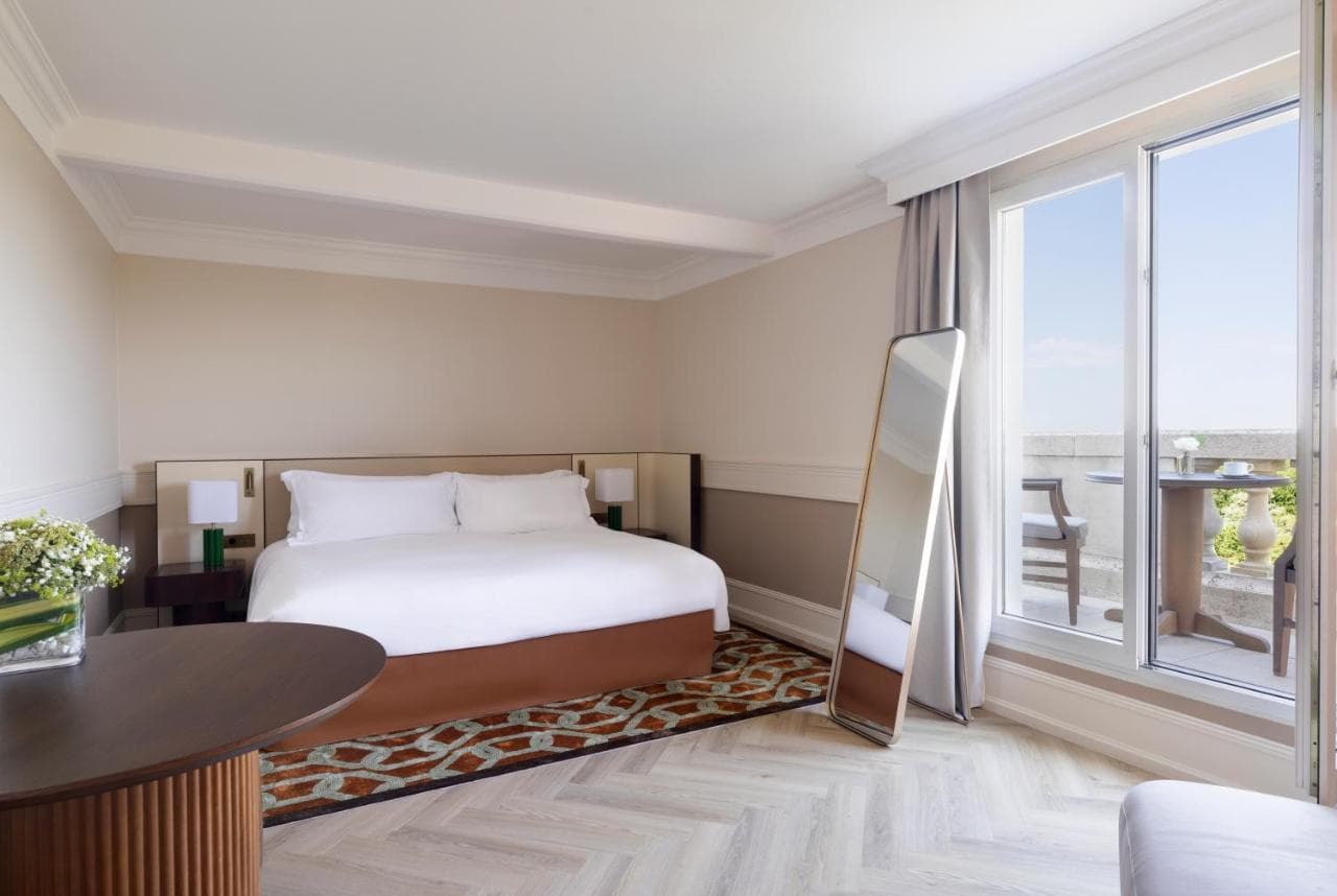 InterContinental Chantilly Chateau Mont Royal, an IHG Hotel