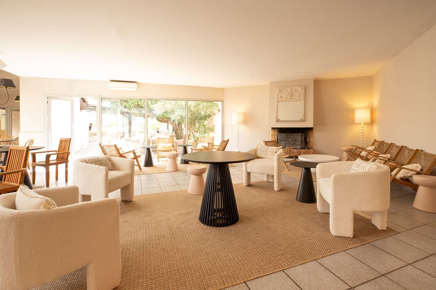 Golden Tulip Avignon Le Paradou