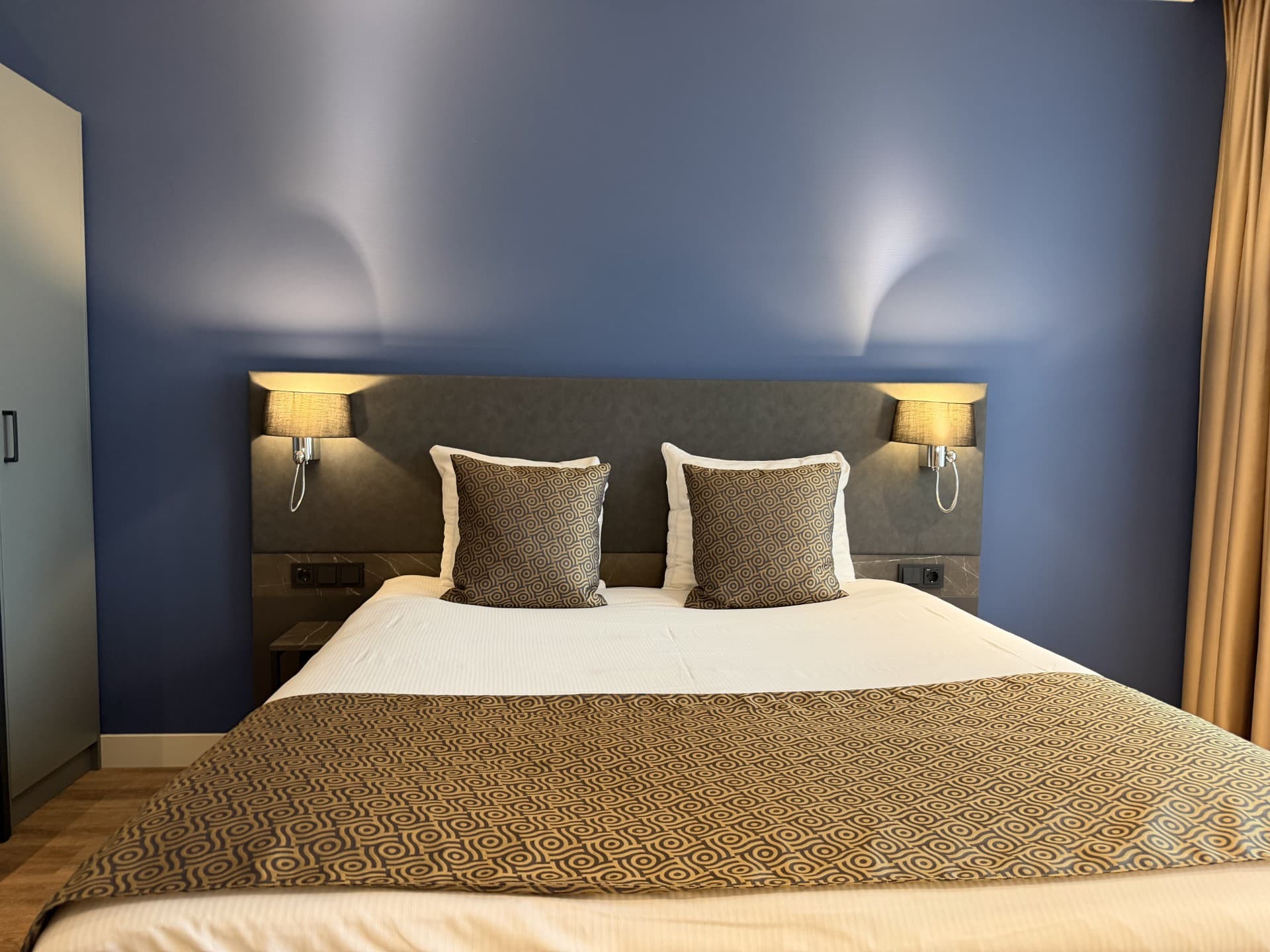 OZO Hotels Antares Airport