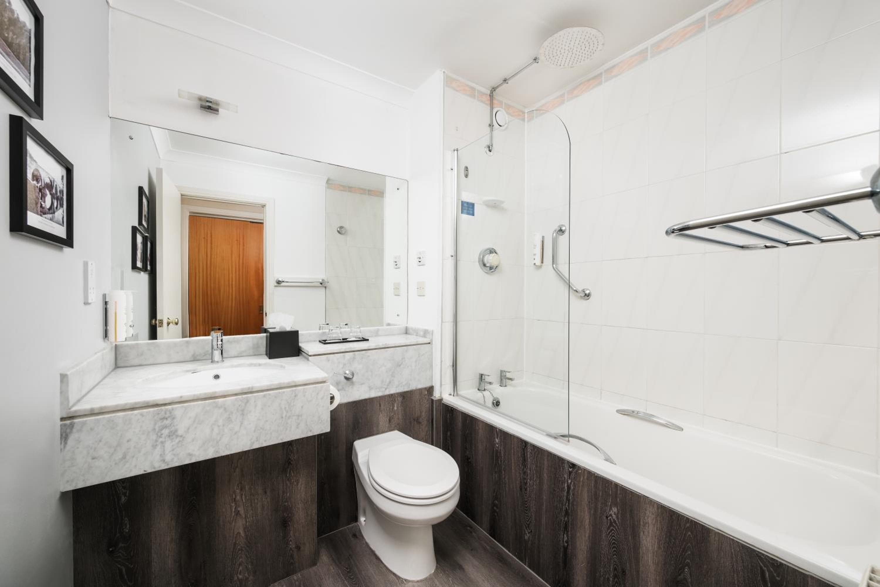 Stirling Highland Hotel- Part of the Cairn Collection