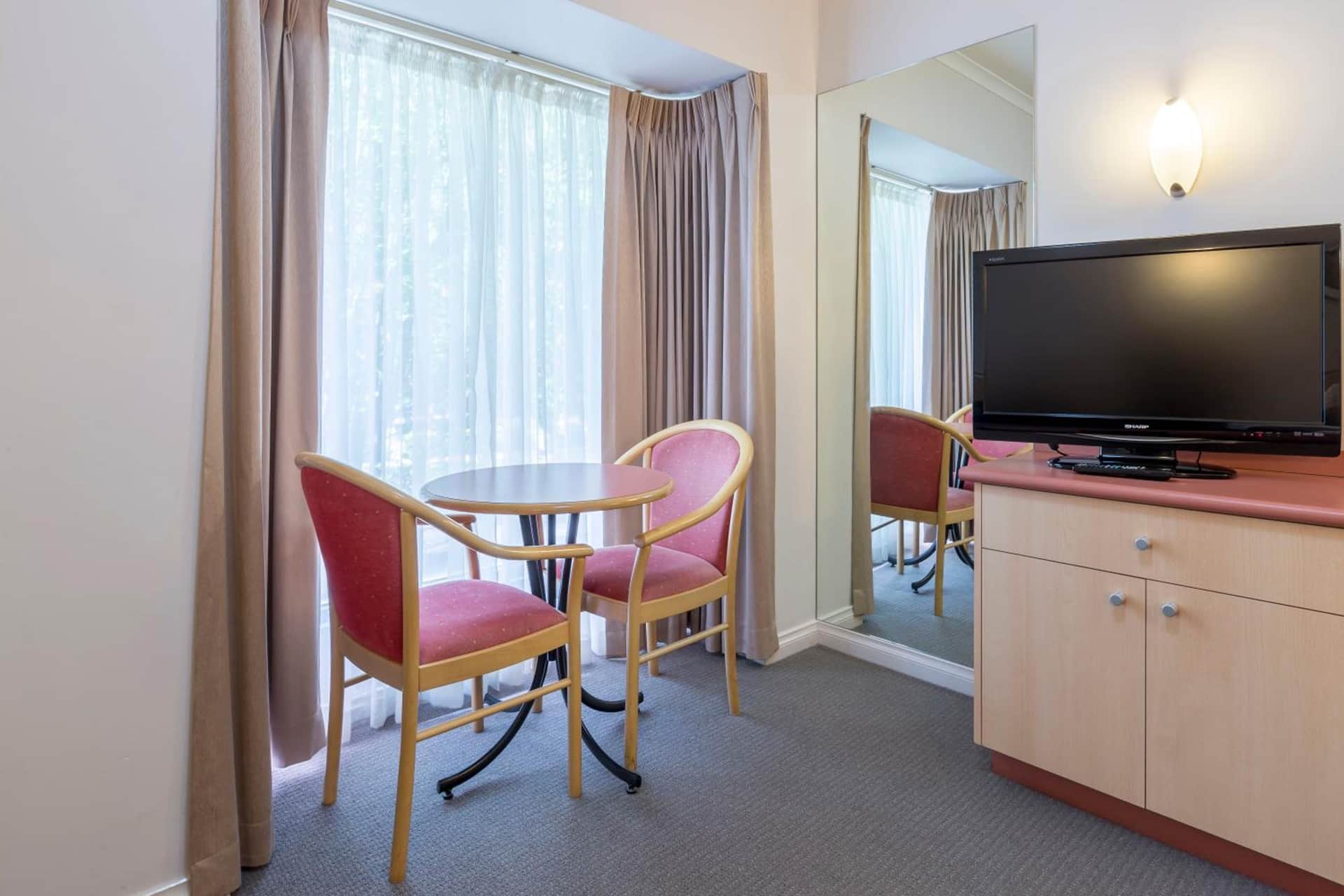 The Waverley International Hotel
