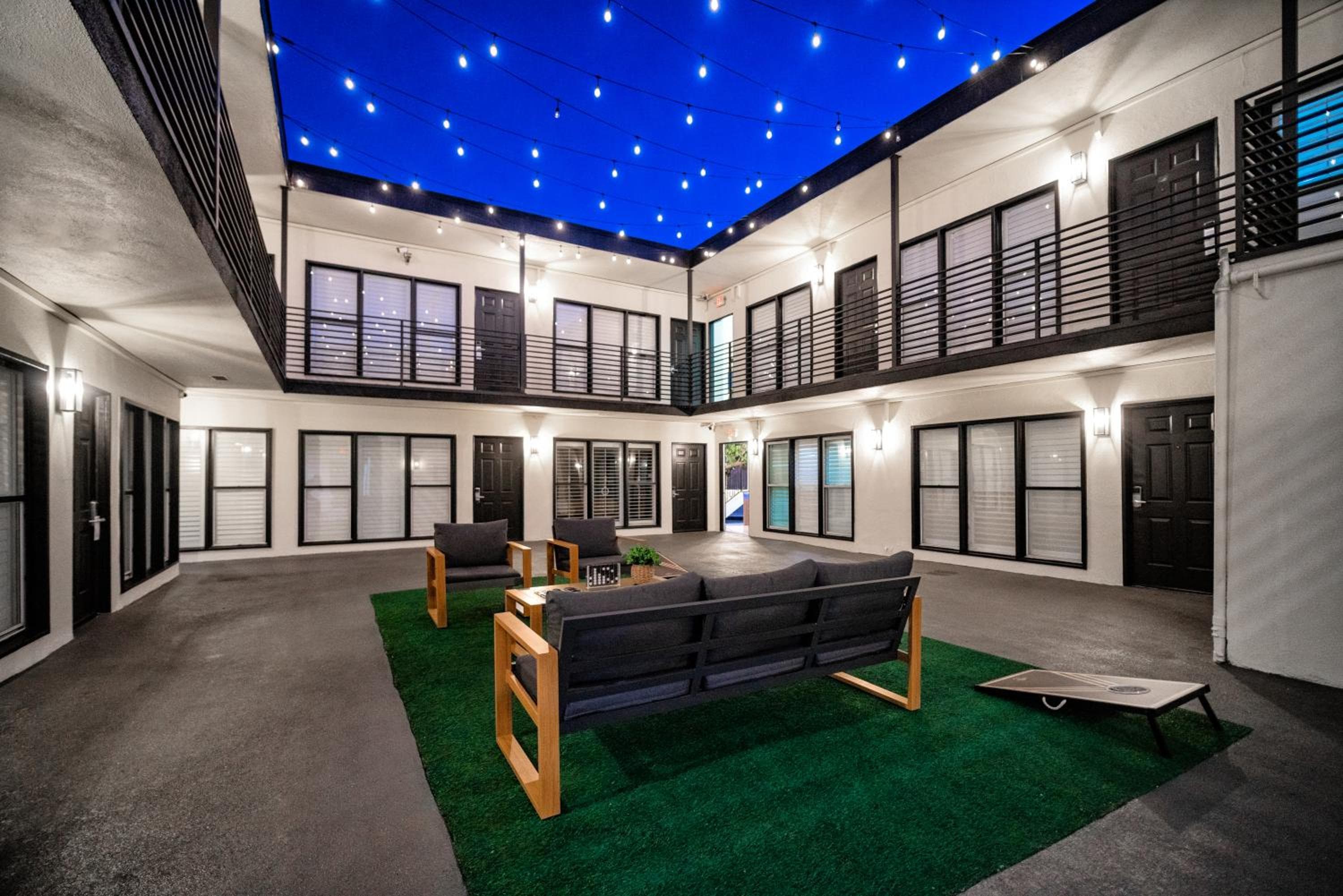 LYFE INN & SUITES by AGA - Beverly Hills