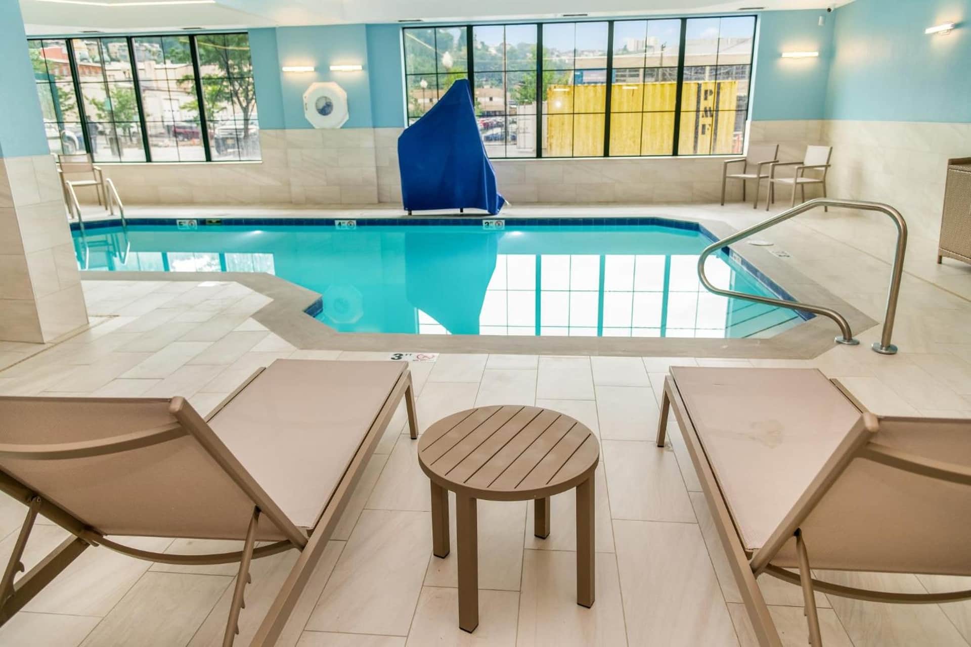 Holiday Inn Express Hotel & Suites Pittsburgh-South Side by IHG