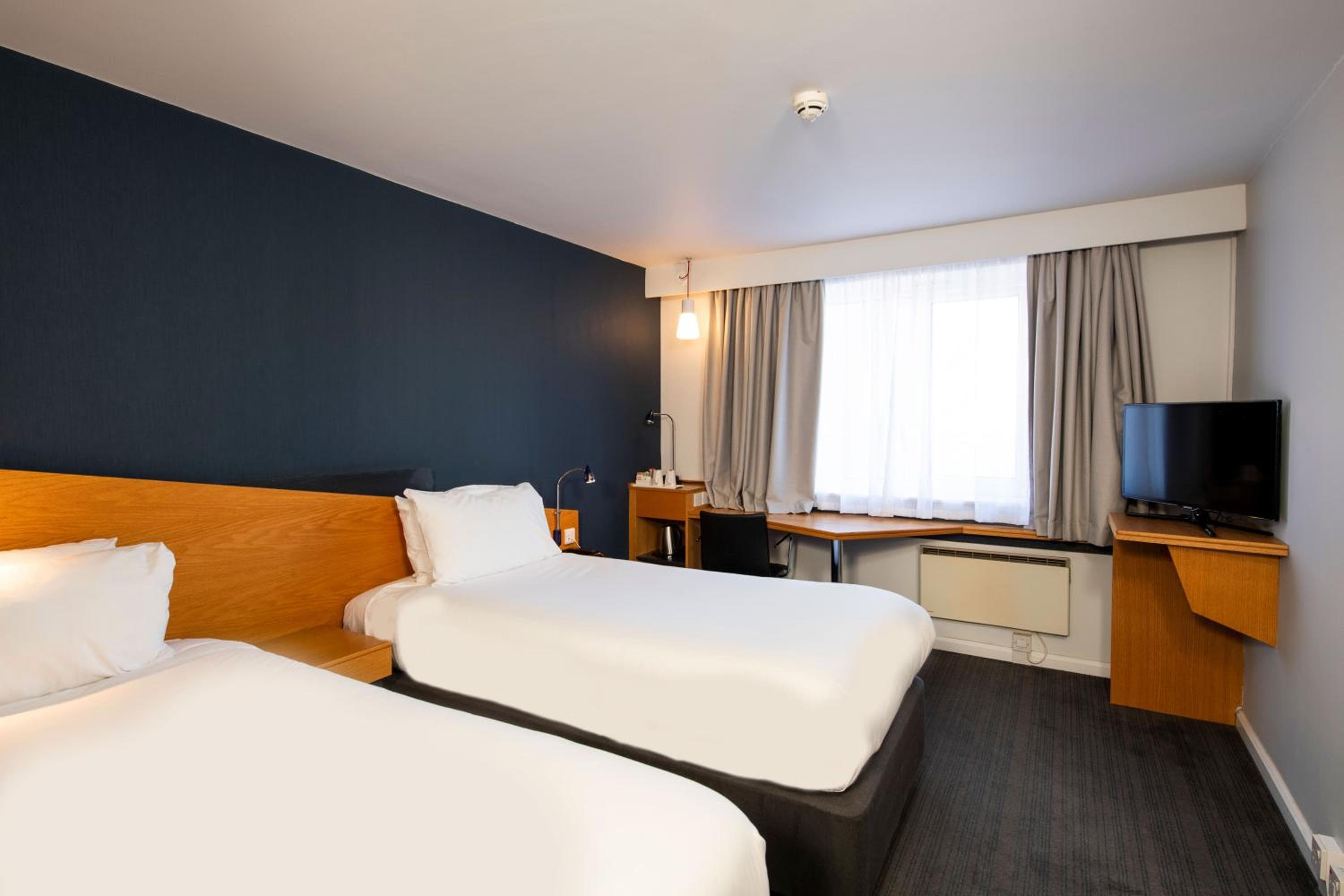 Holiday Inn Express - Gloucester - South