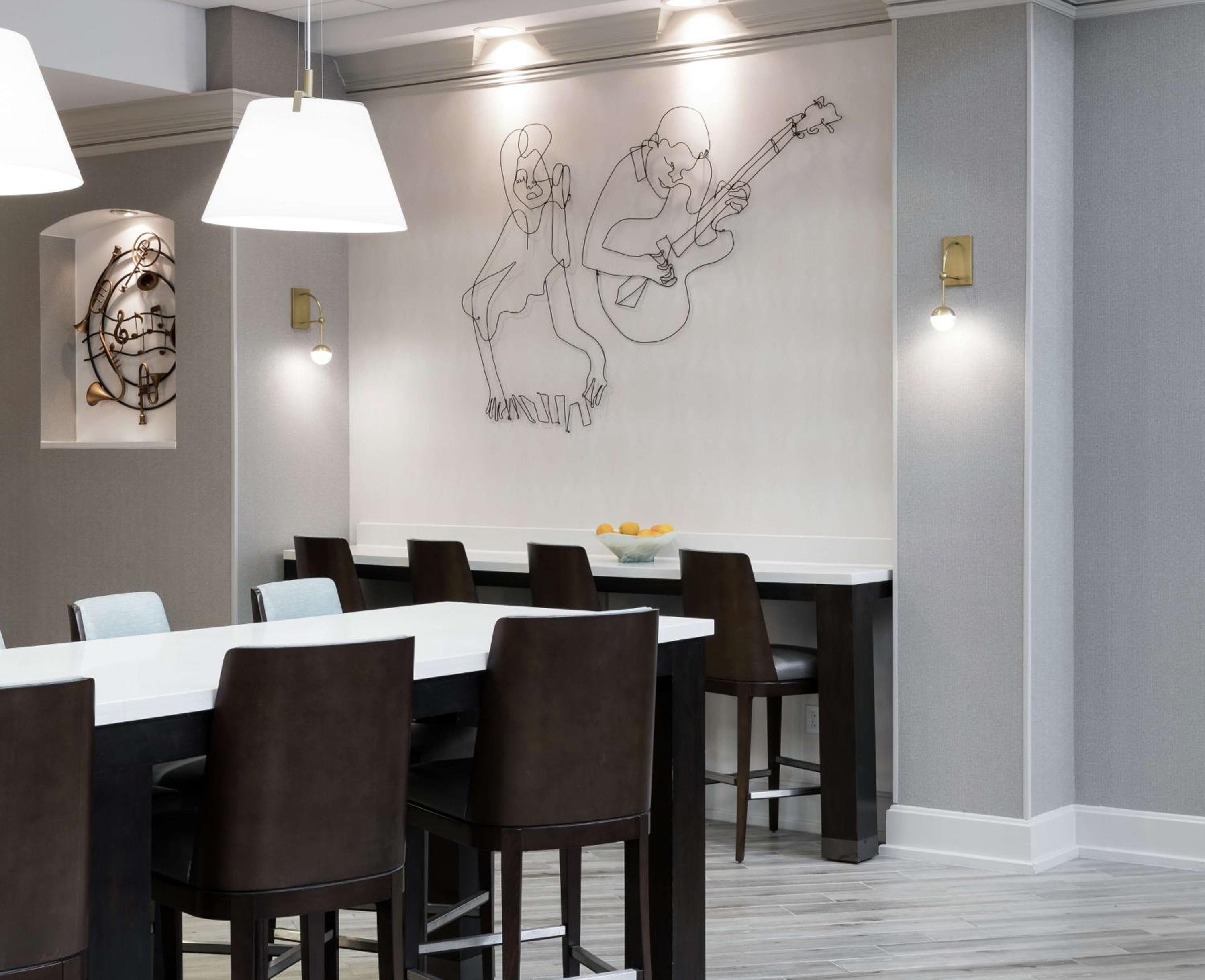 Hampton Inn & Suites Memphis at Beale Street