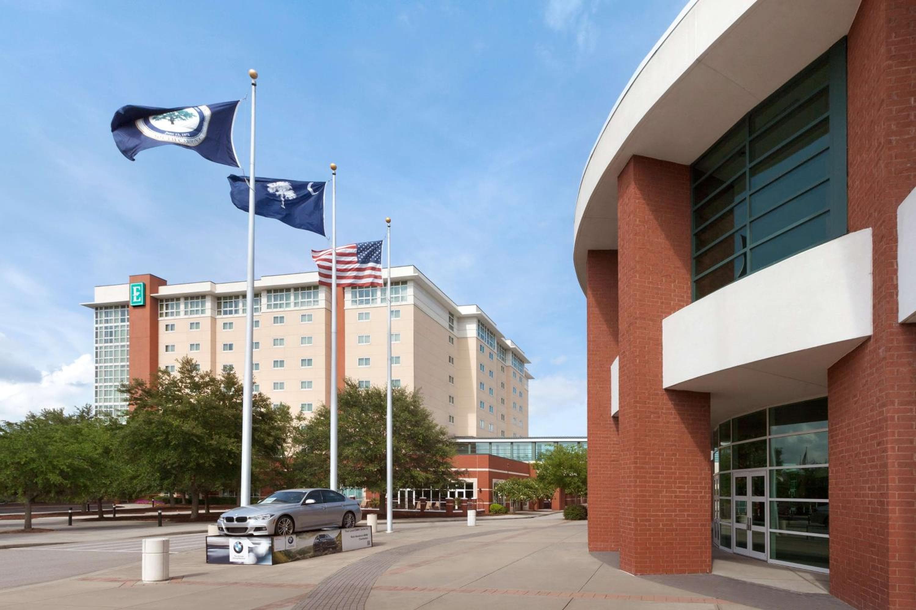 Embassy Suites by Hilton Charleston Airport Hotel & Convention Center