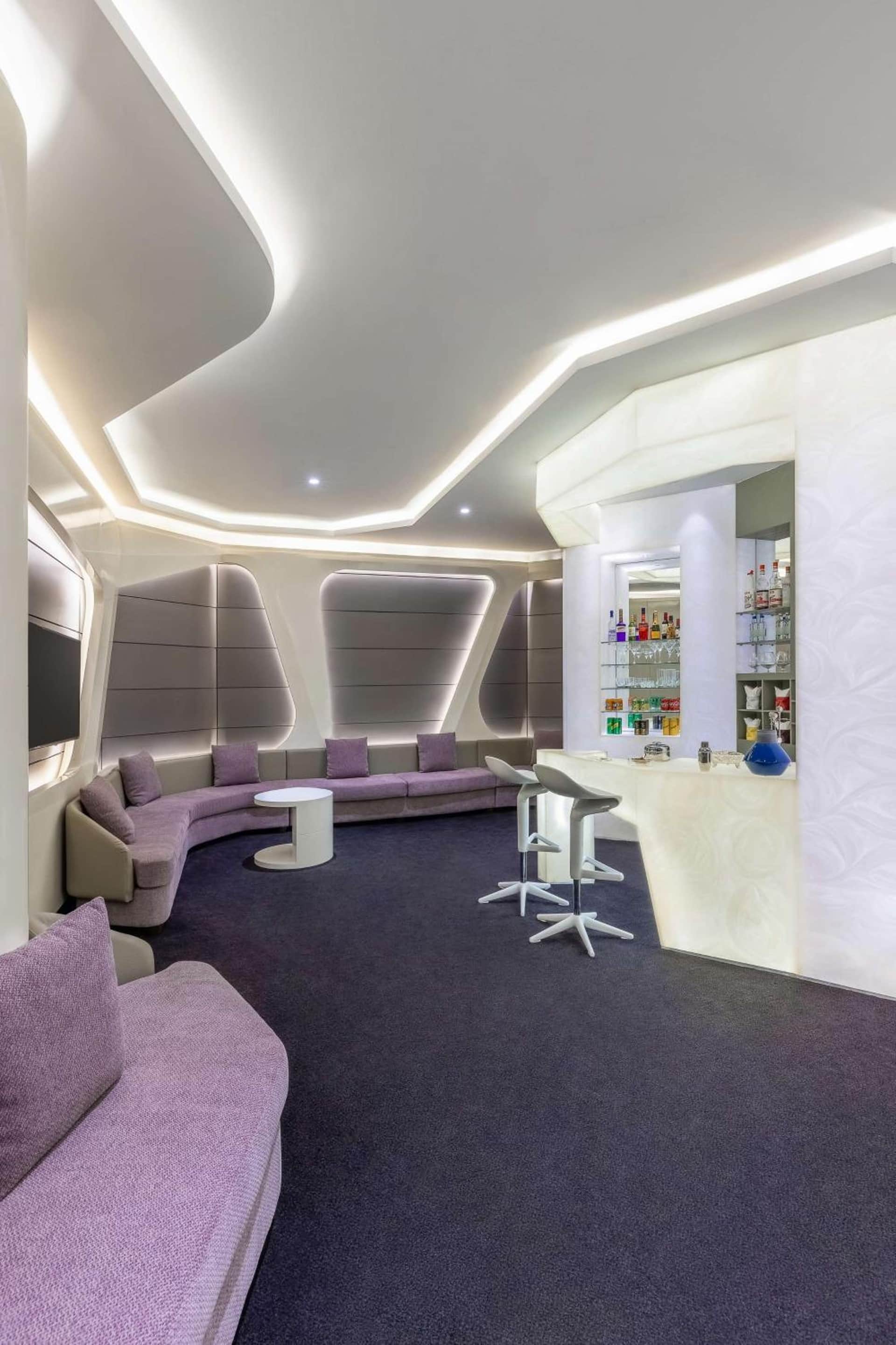 V Hotel Dubai, Curio Collection by Hilton
