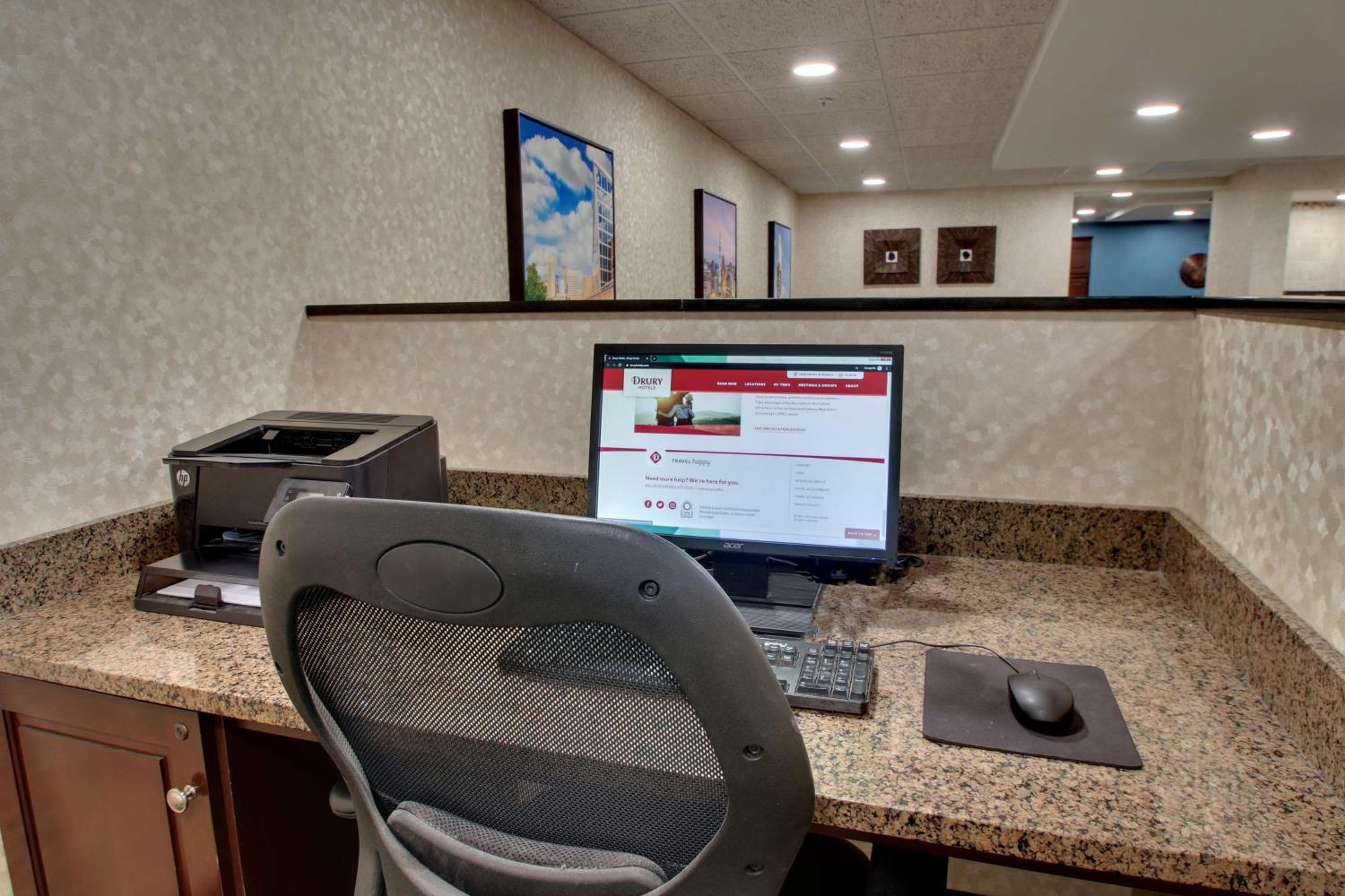 Best Western PLUS INDIANAPOLIS NORTH AT PYRAMIDS