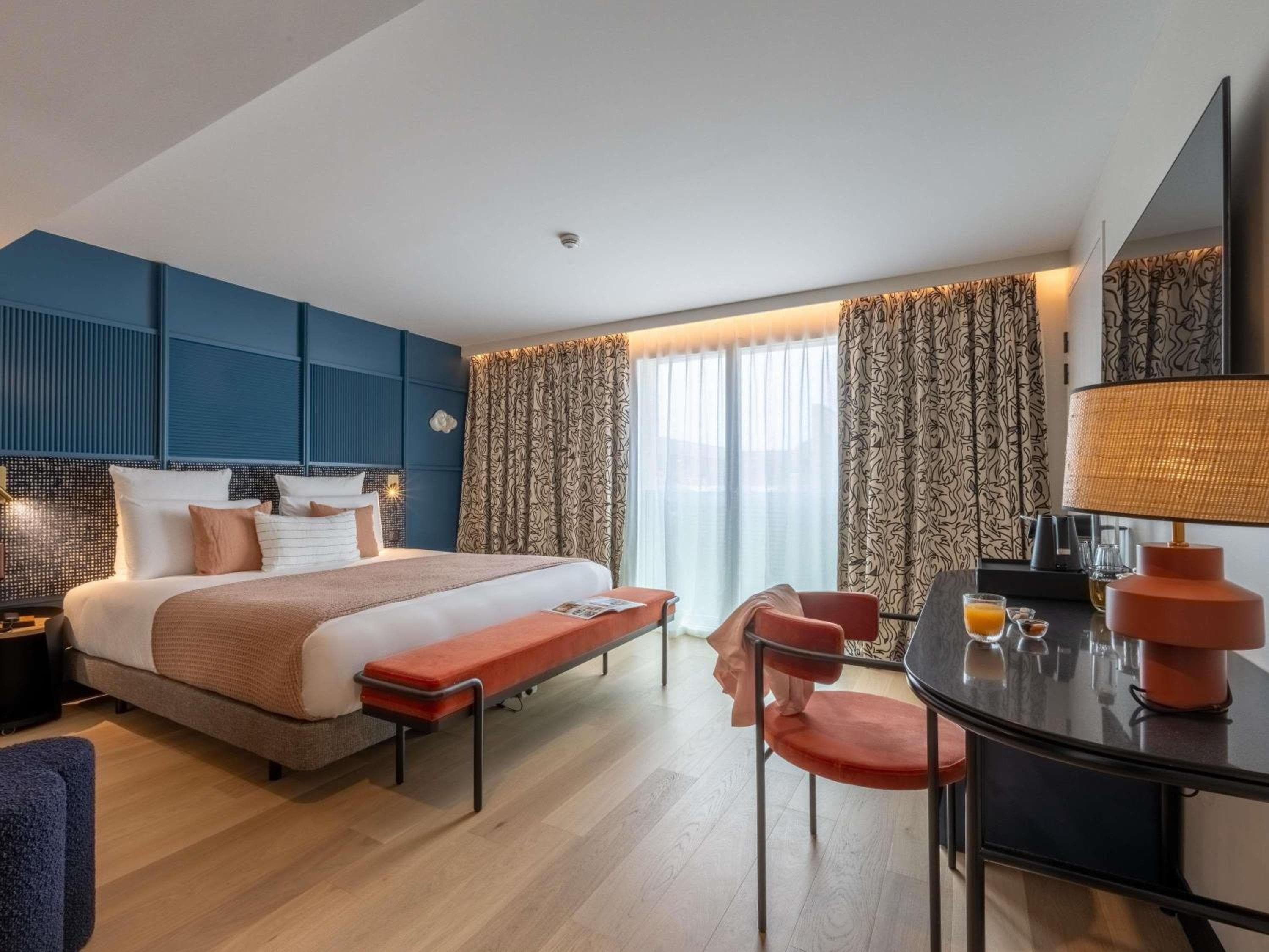 Mercure La Rochelle Vieux-Port Hotel