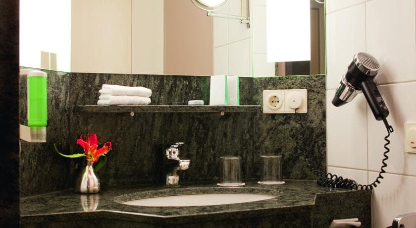 Mövenpick Hotel Den Haag - Voorburg