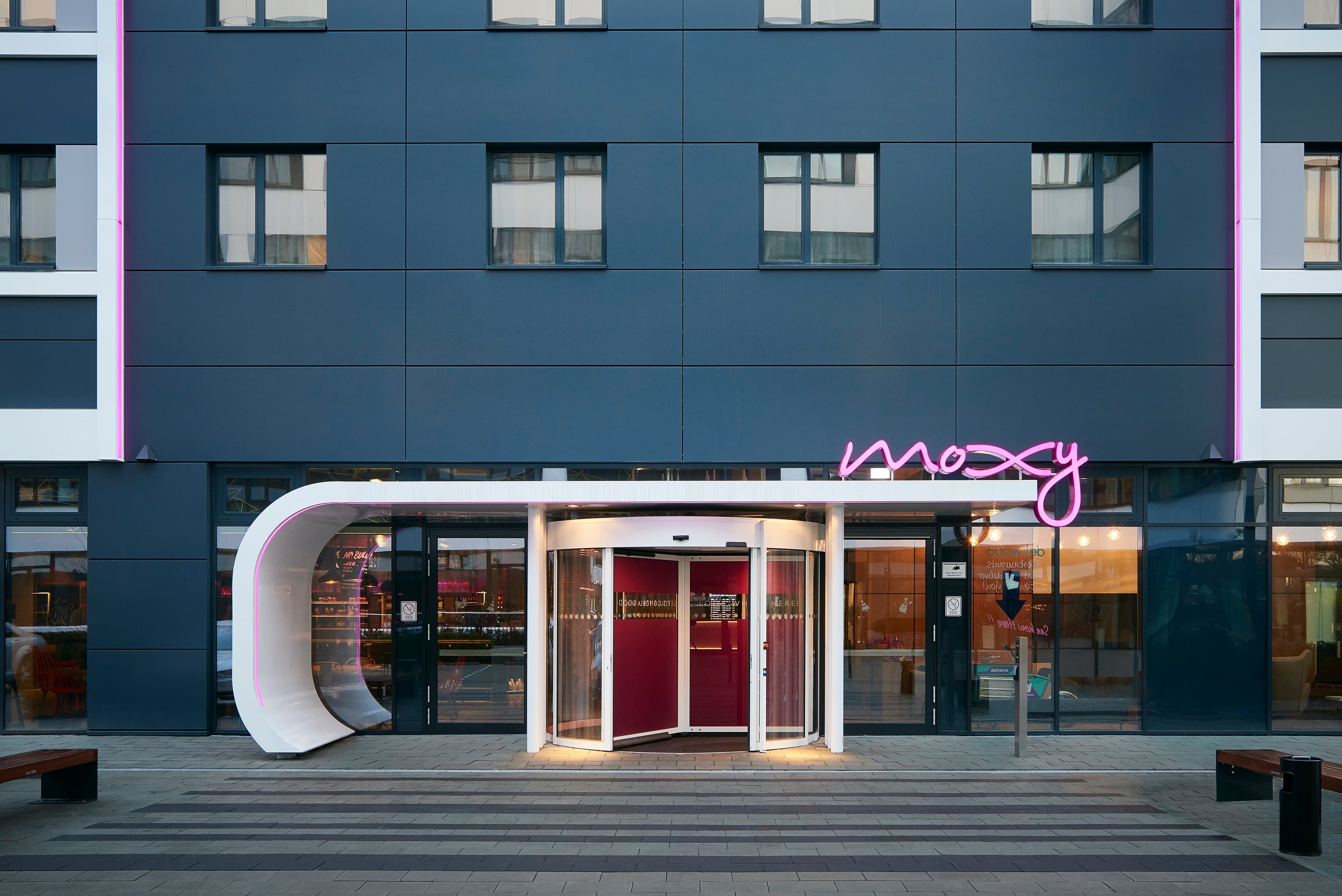 Moxy Frankfurt Airport(INACTIVE)