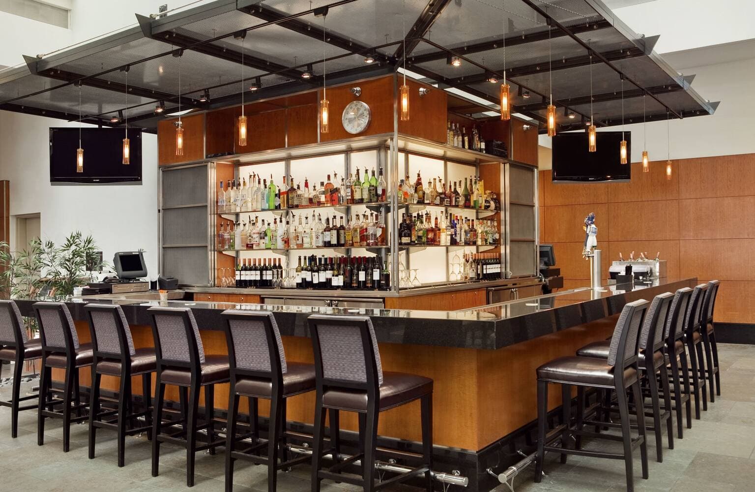 Embassy Suites by Hilton Chicago Downtown Magnificent Mile